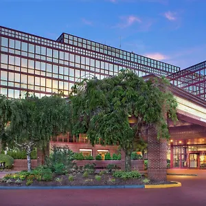 Otel Doubletree By Hilton New York-laguardia